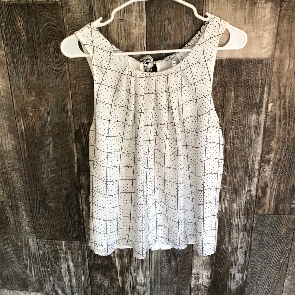 Elle sleeveless blouse